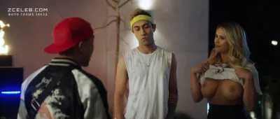 Кинси Волански