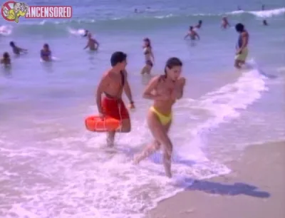 Лиза Сакстон