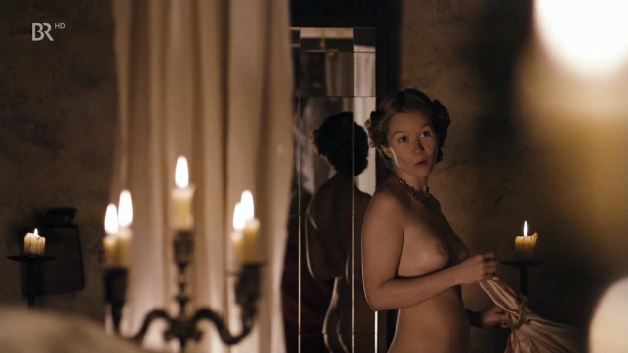 Хло Стефани