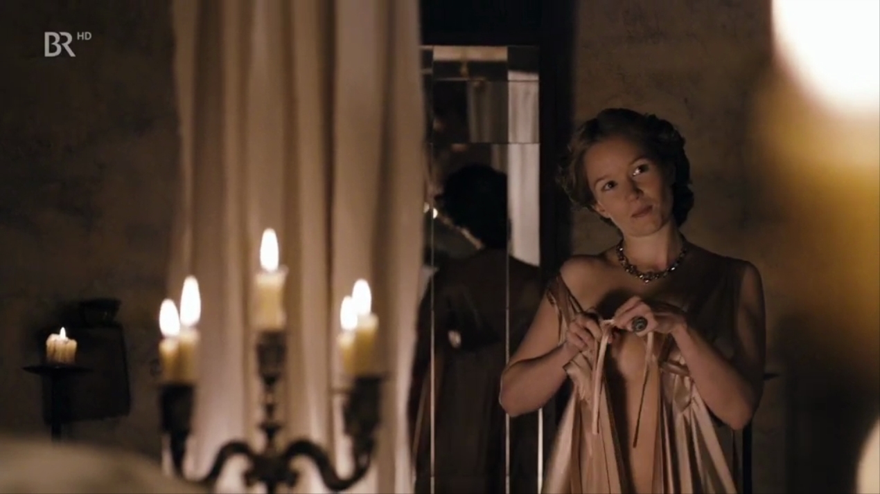 Хло Стефани