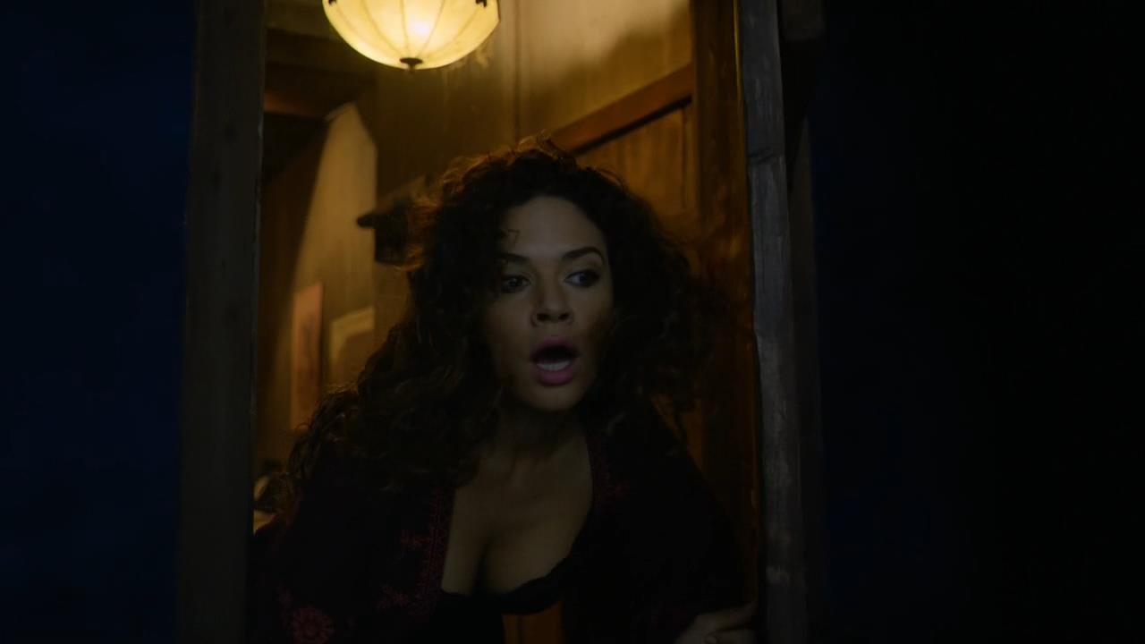 Анхелика Селая