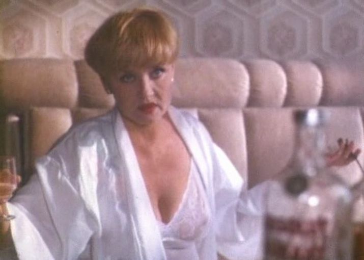 Вера Алентова