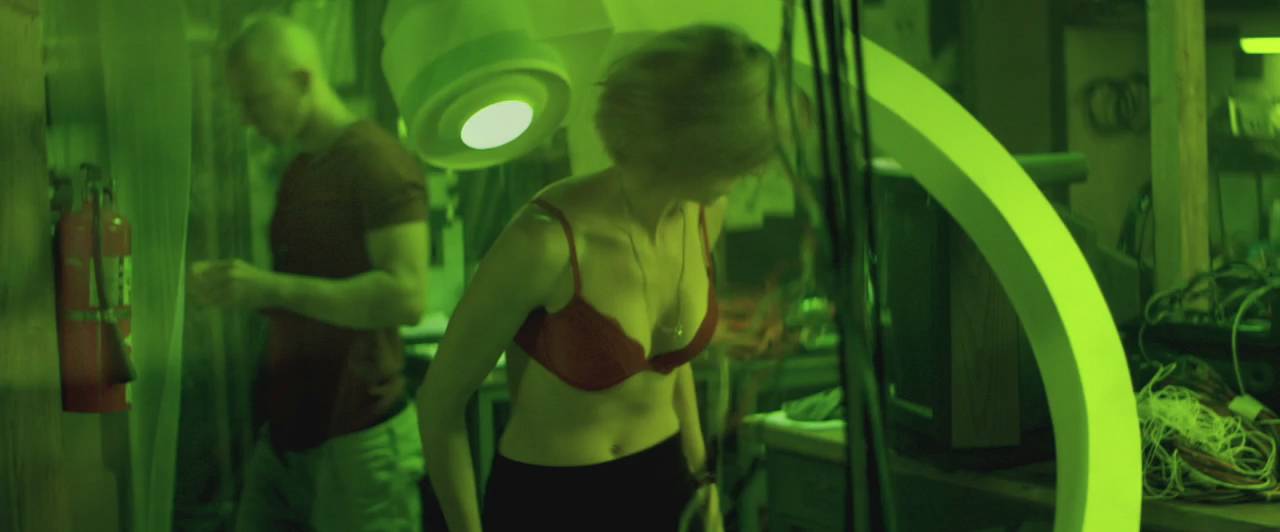 Эмбер Мари Боллинджер