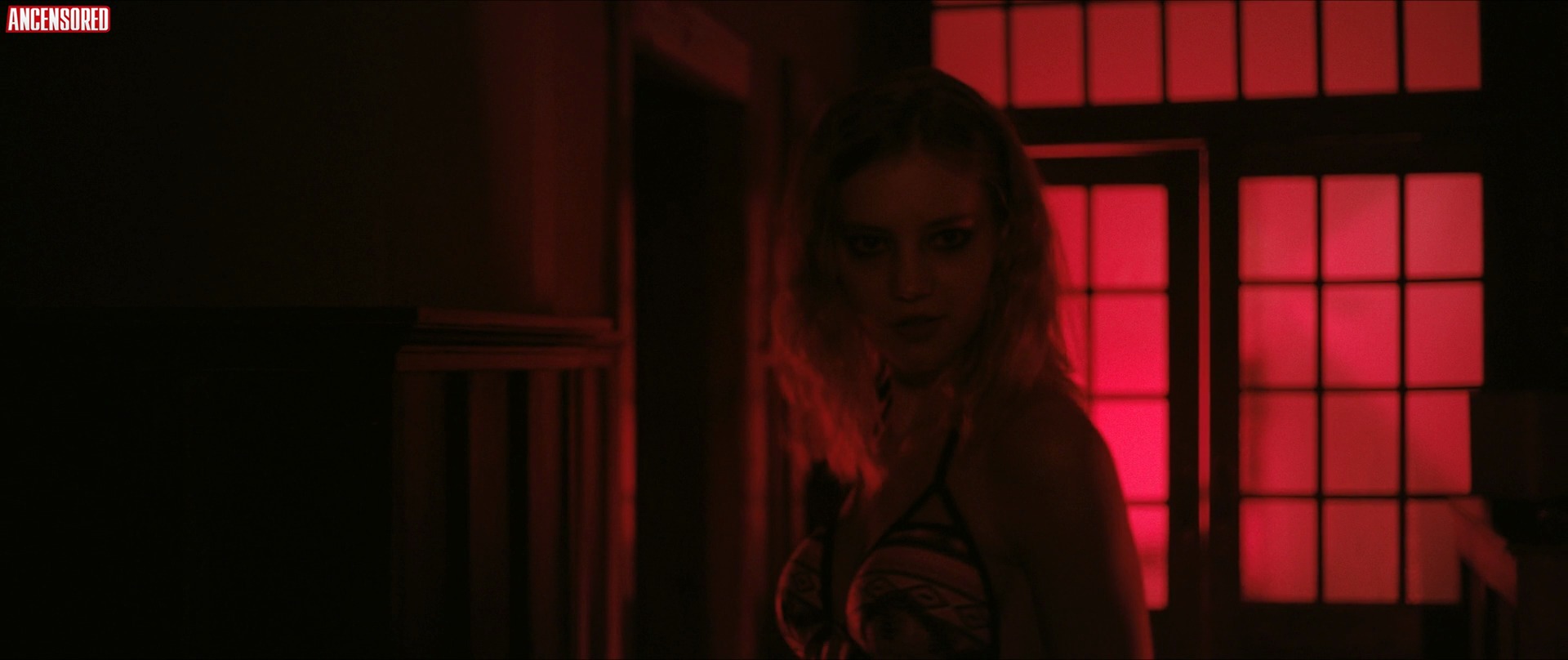 Юлия Соболь