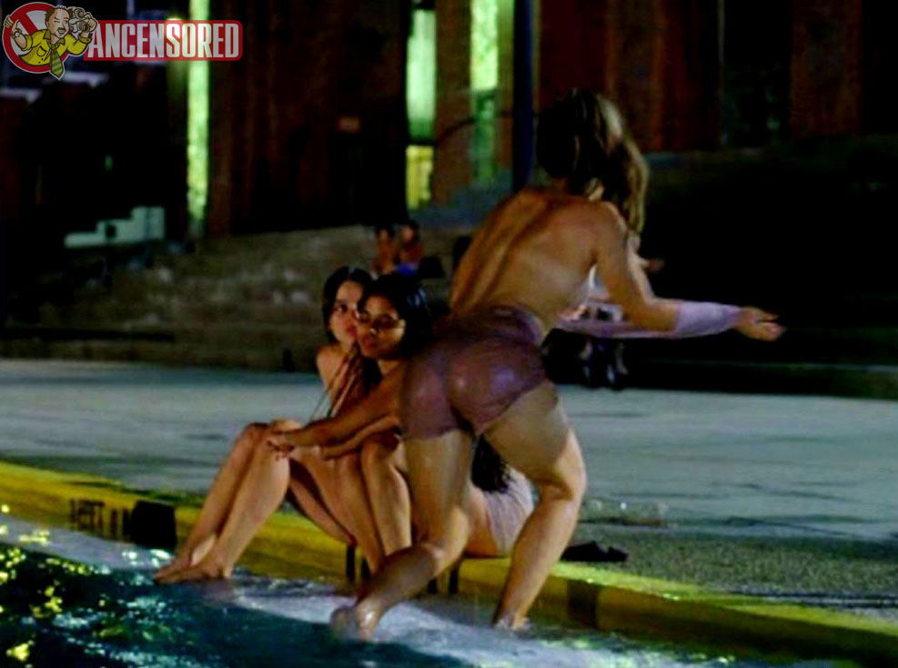 Джулия Гарро