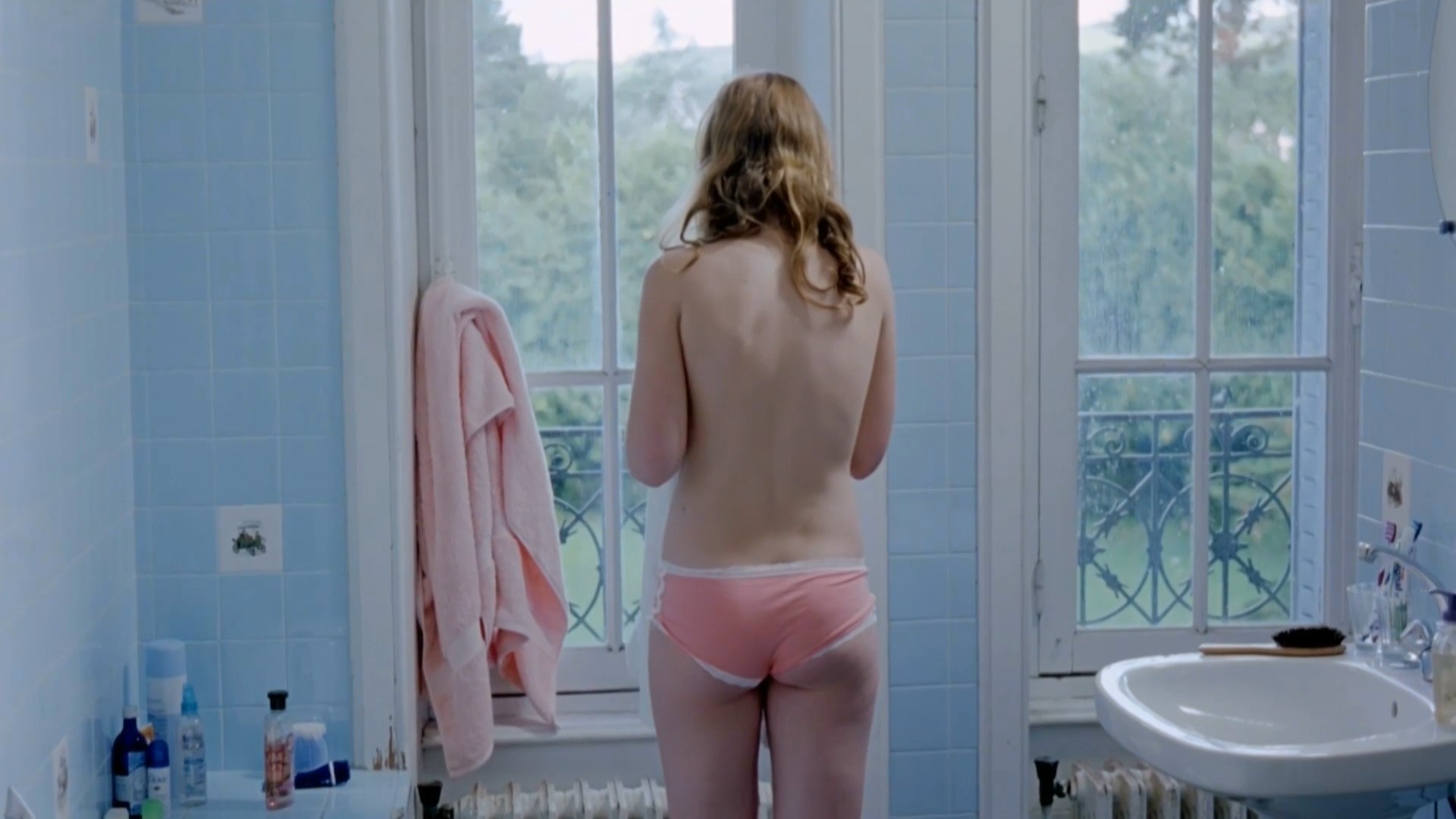 Клара Аугард