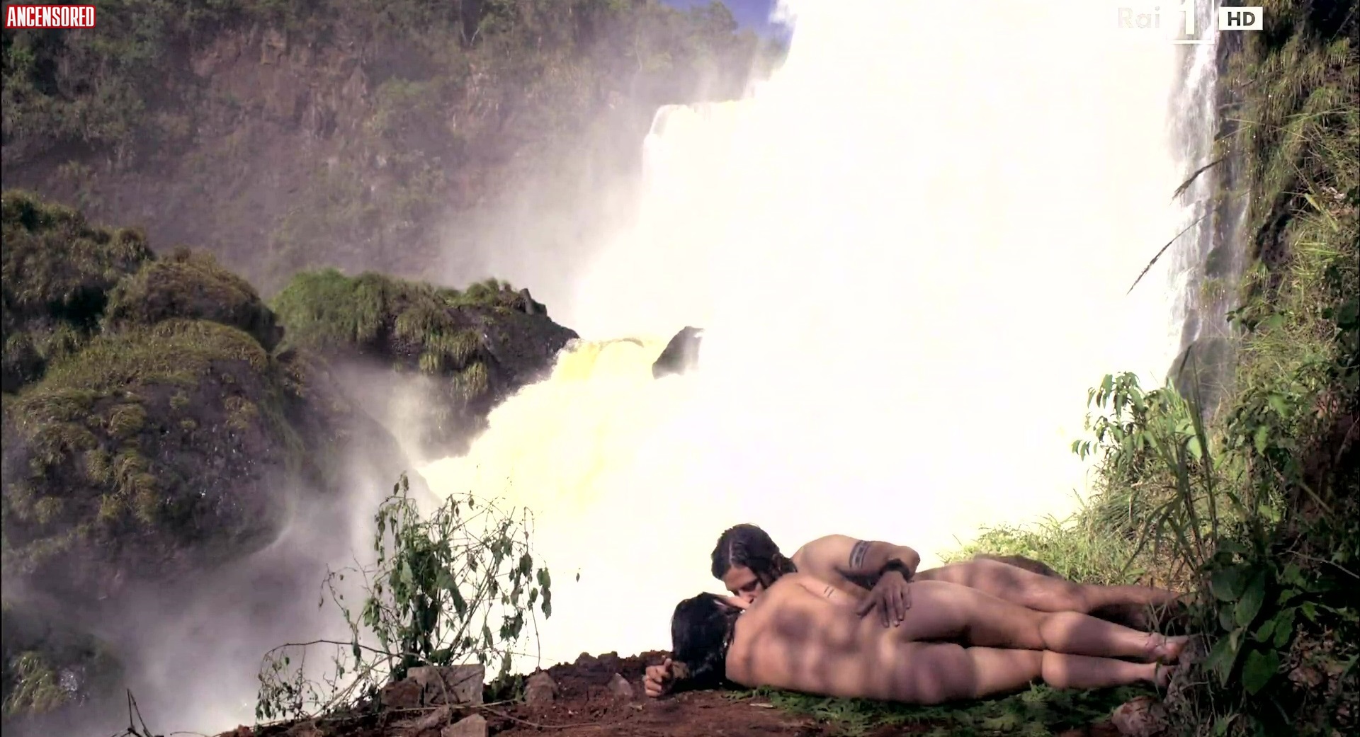 Мануэла Виале