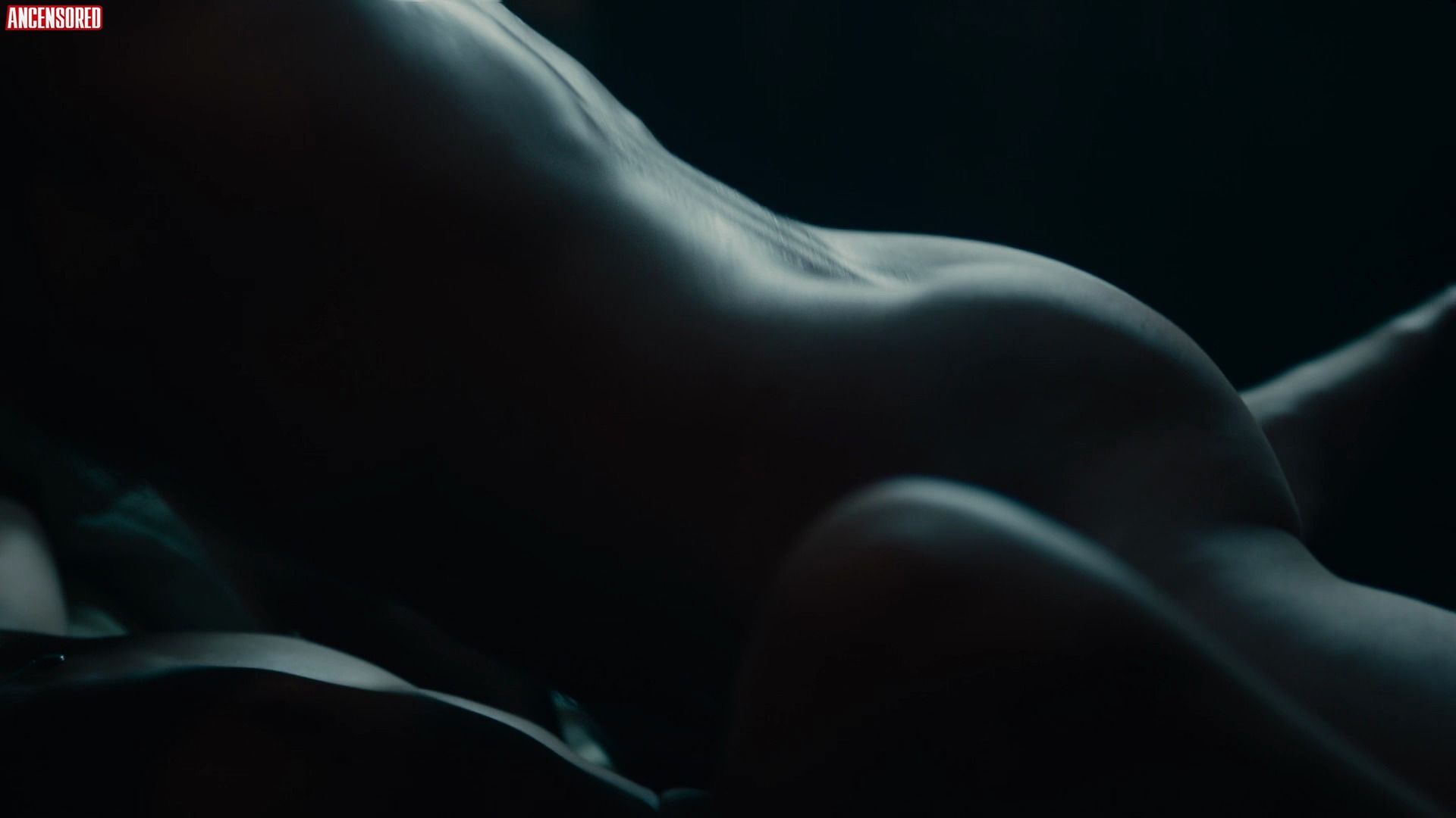 Селин Бакенс