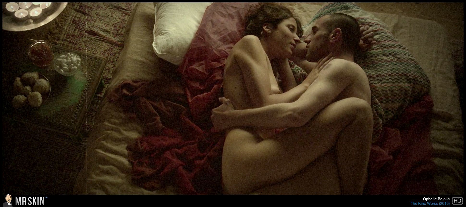 Офели Белалия