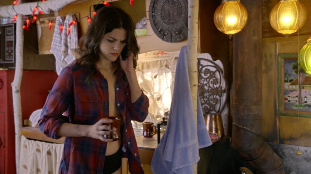 Калли Эрнандес