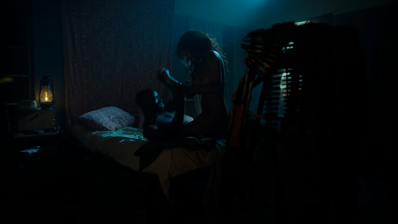 Мелани Либурд