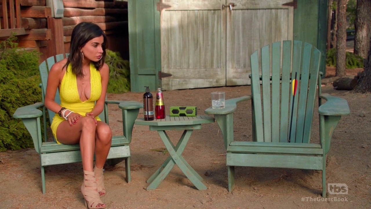 Микаэла Гувер