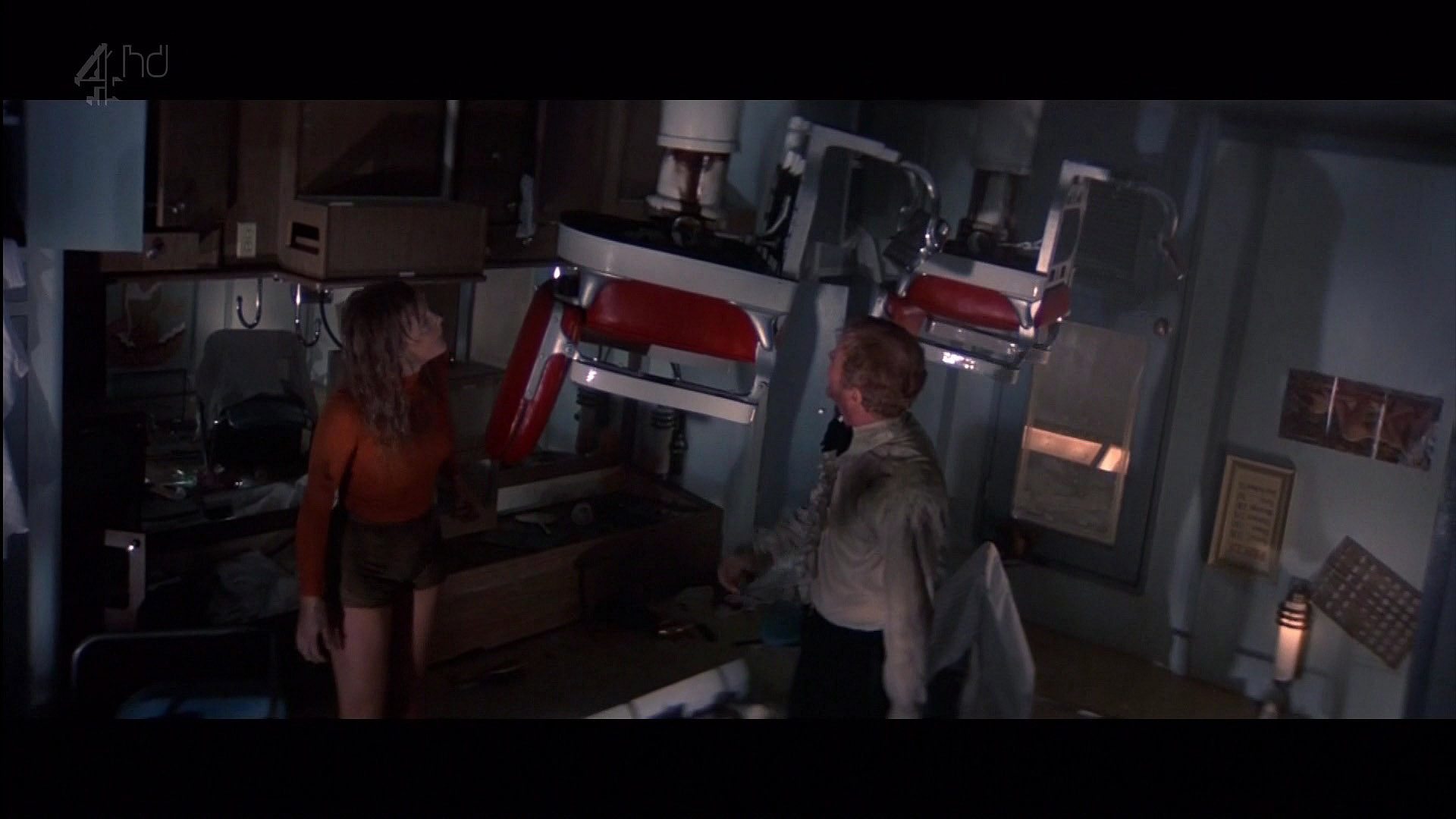 Кэрол Линли