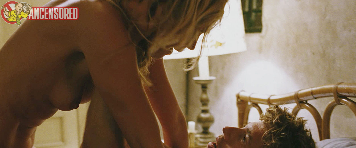 Софи Хильбранд