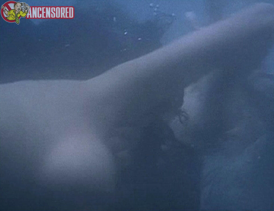 Джули Ньюмар