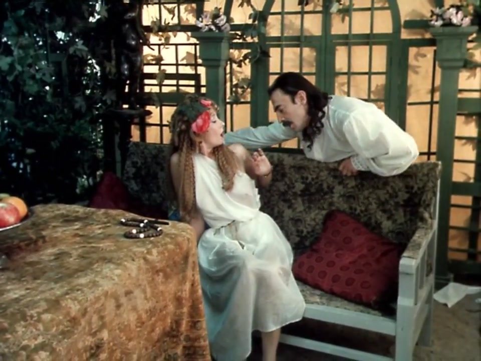 Лариса Удовиченко